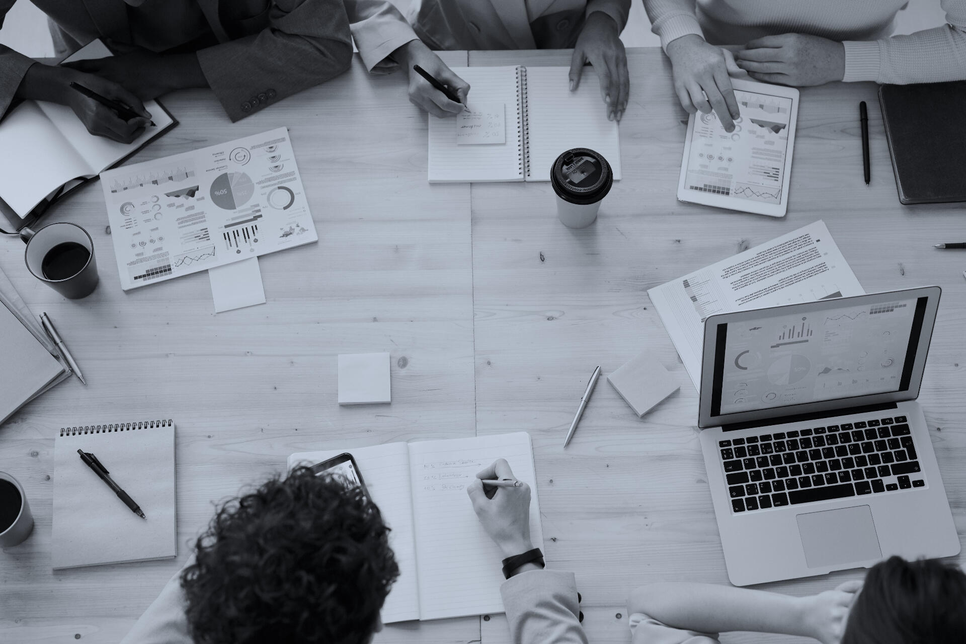 AMG Global Research - Team Collaboration (Image)